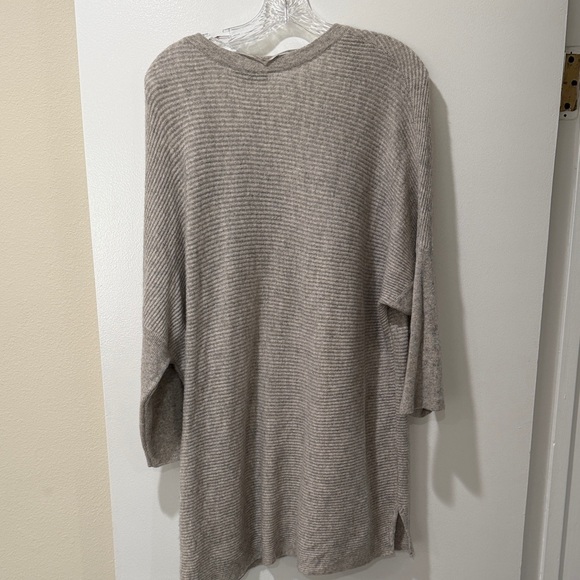 Charter Club Women's Light Gray V-Neck Sweater - Picture 5 of 6